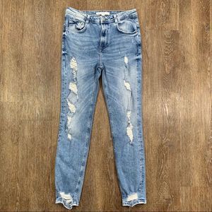Zara Trafaluc DENIM Makers Distressed Jeans